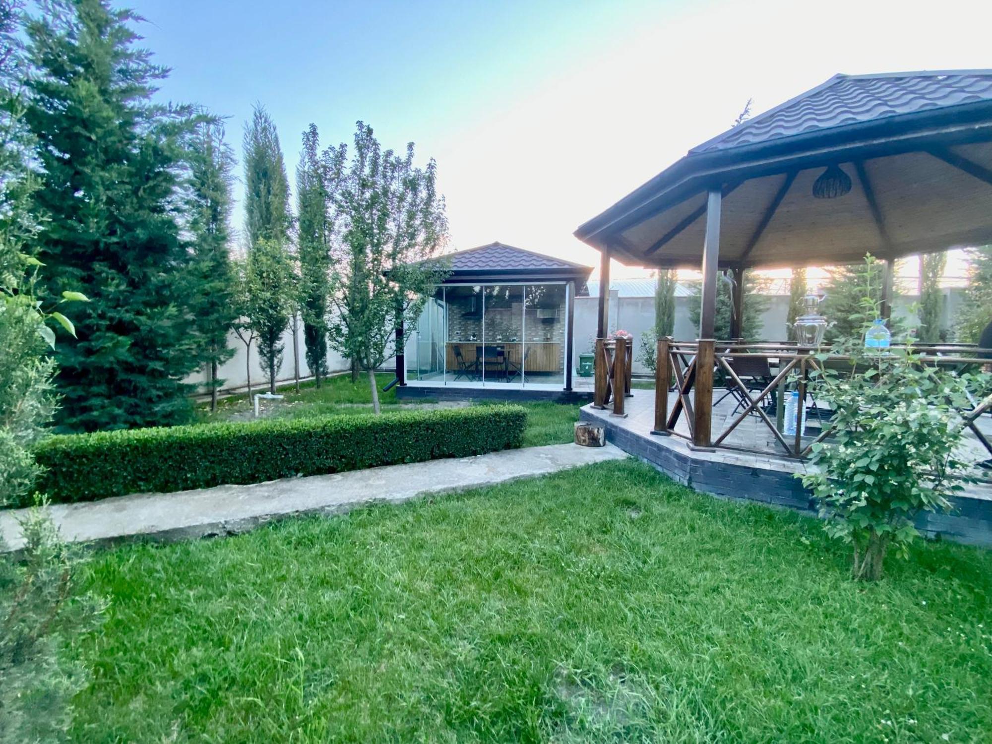 Lux In Villa Quba